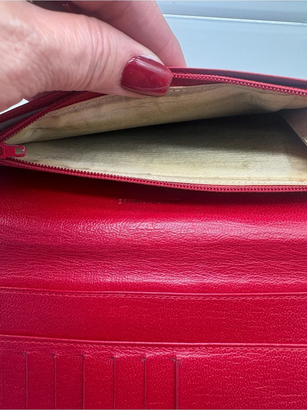 CHANEL Red Leather CC-Logo Continental Wallet